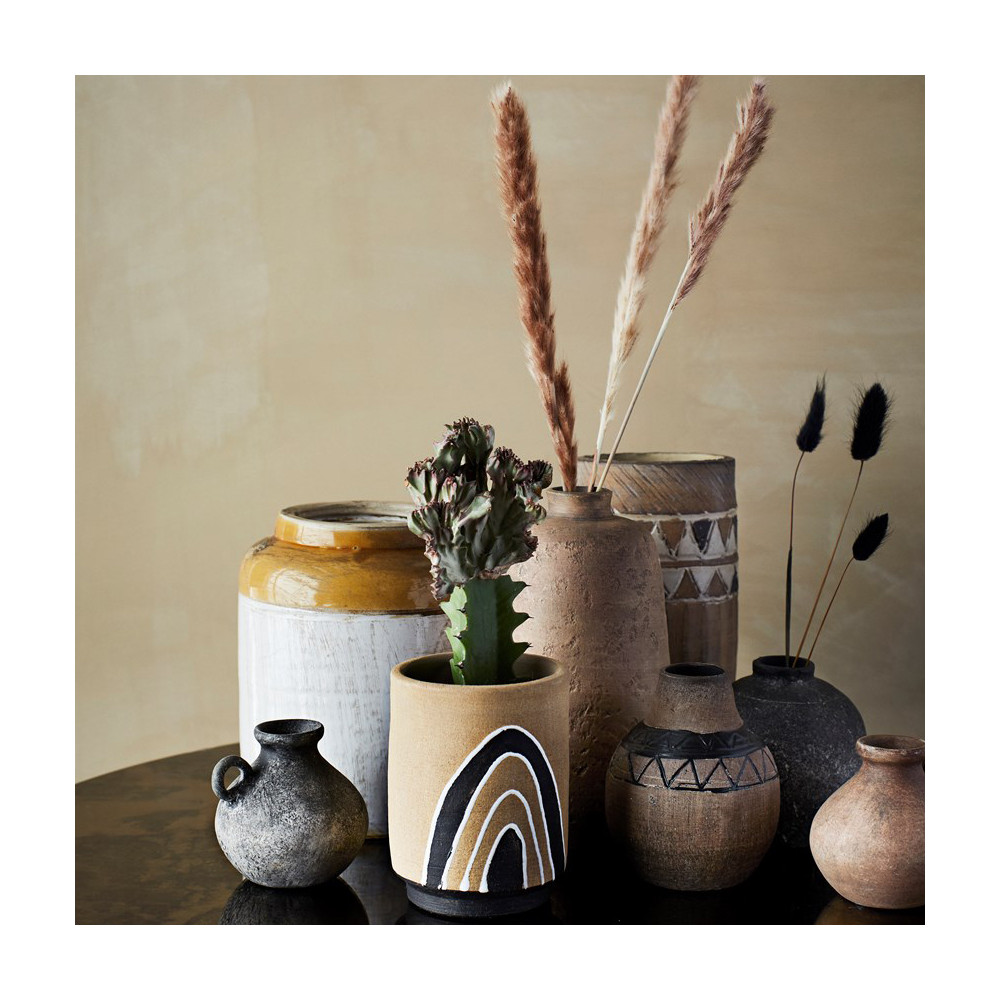 Pot in terracota, white and natural black, Madam Stoltz