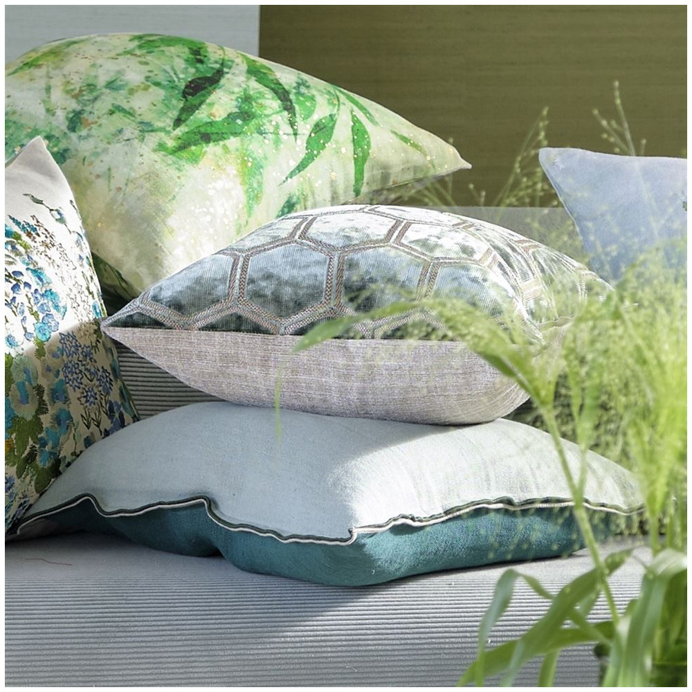 Manipur Silver, Coussin Designers Guild, 43cmx43cm Manipur Silver, Coussin Designers Guild, 43cmx43cm