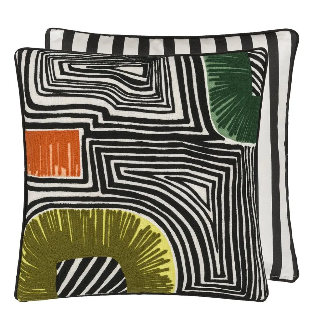 En allant aux baux cyprès, Christian Lacroix , Coussin, Designers Guild, 50cmx50cm En allant aux baux cyprès, Christian Lacroix , Coussin, Designers Guild, 50cmx50cm