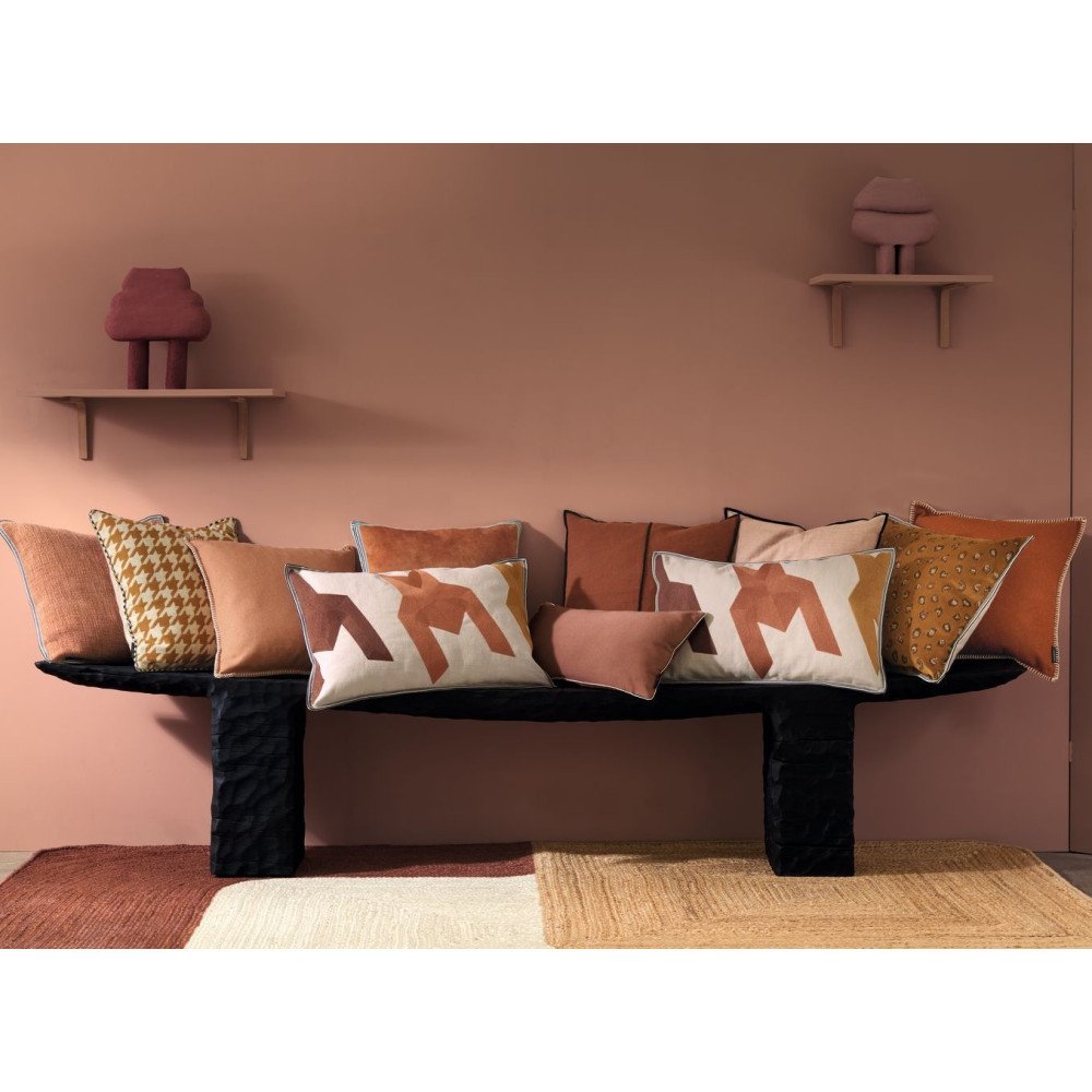 Daim Camel, Coussin, Casamance, 45cm x 45cm Daim Camel, Coussin, Casamance, 45cm x 45cm