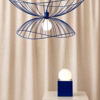 Bob 14, Bleu,  Lampe de Table, Globen Lighting (avec son Ampoule)