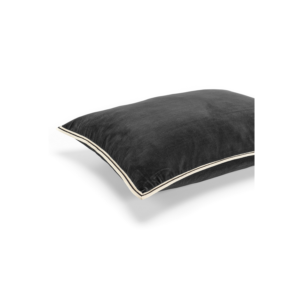 Aristote Goudron, Coussin Elitis, 40cmx55cm